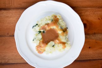mashedpotatoesgravy3